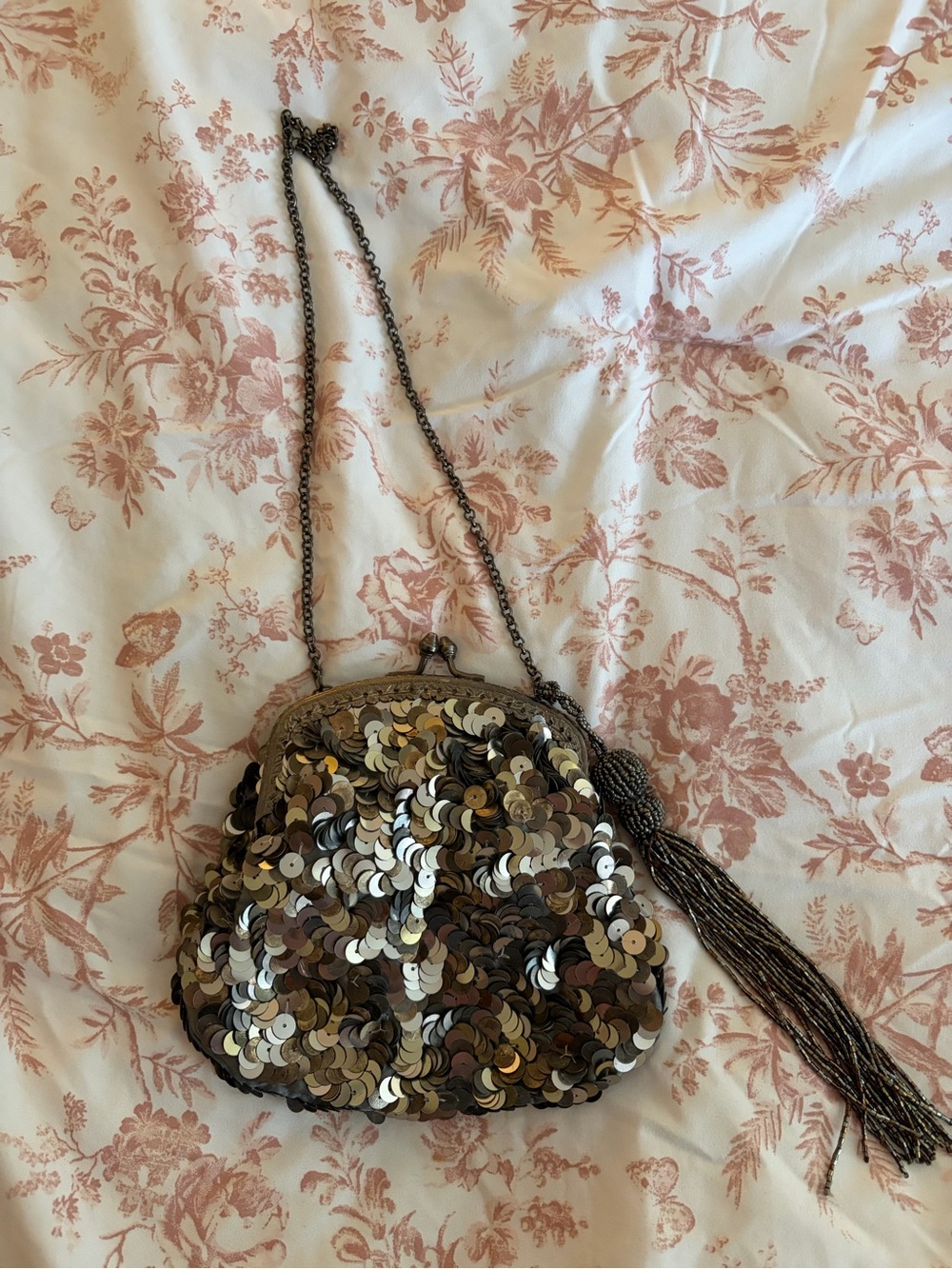 Vintage Sequin Kisslock Evening Bag with Tassel - Silver